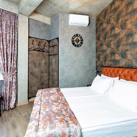 6 Unique Apartments Tbilisi Eksteriør bilde